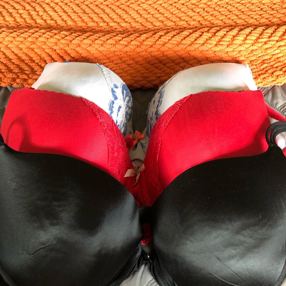 VS bra bundle